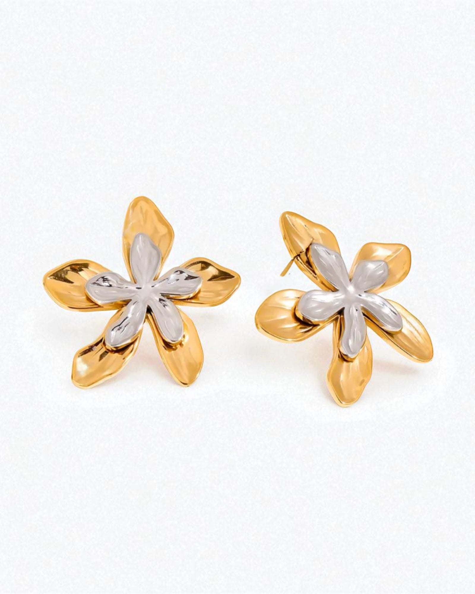Aretes Flor Doble Bicolor