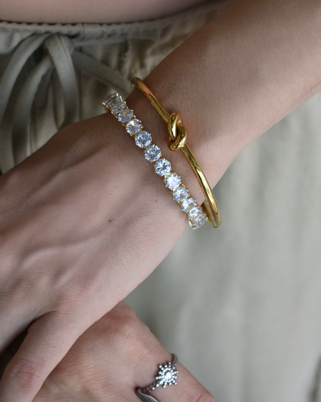 Pulsera Jenna Resorte Gruesa