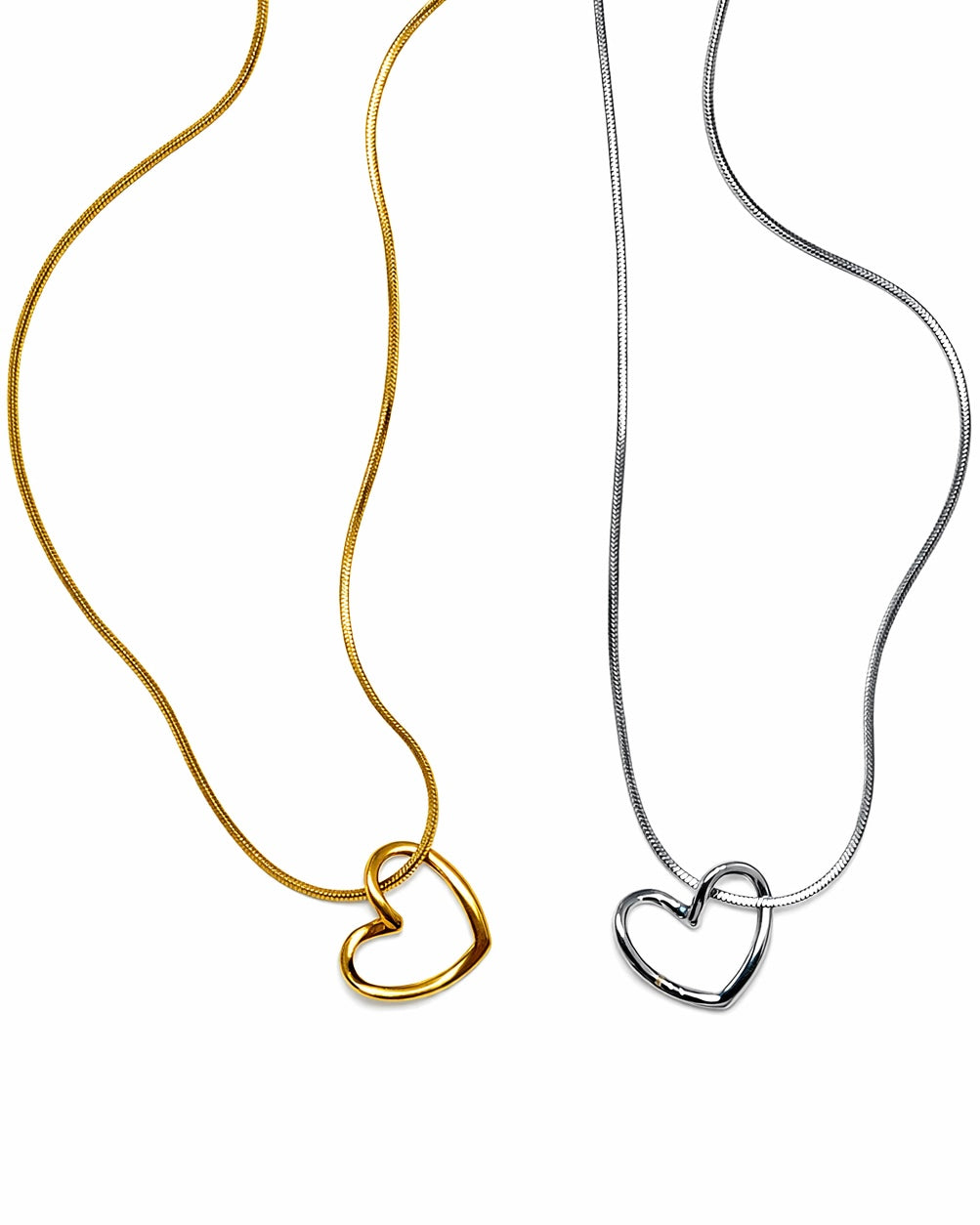 Collar Corazón Silueta