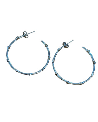 Aretes Amore